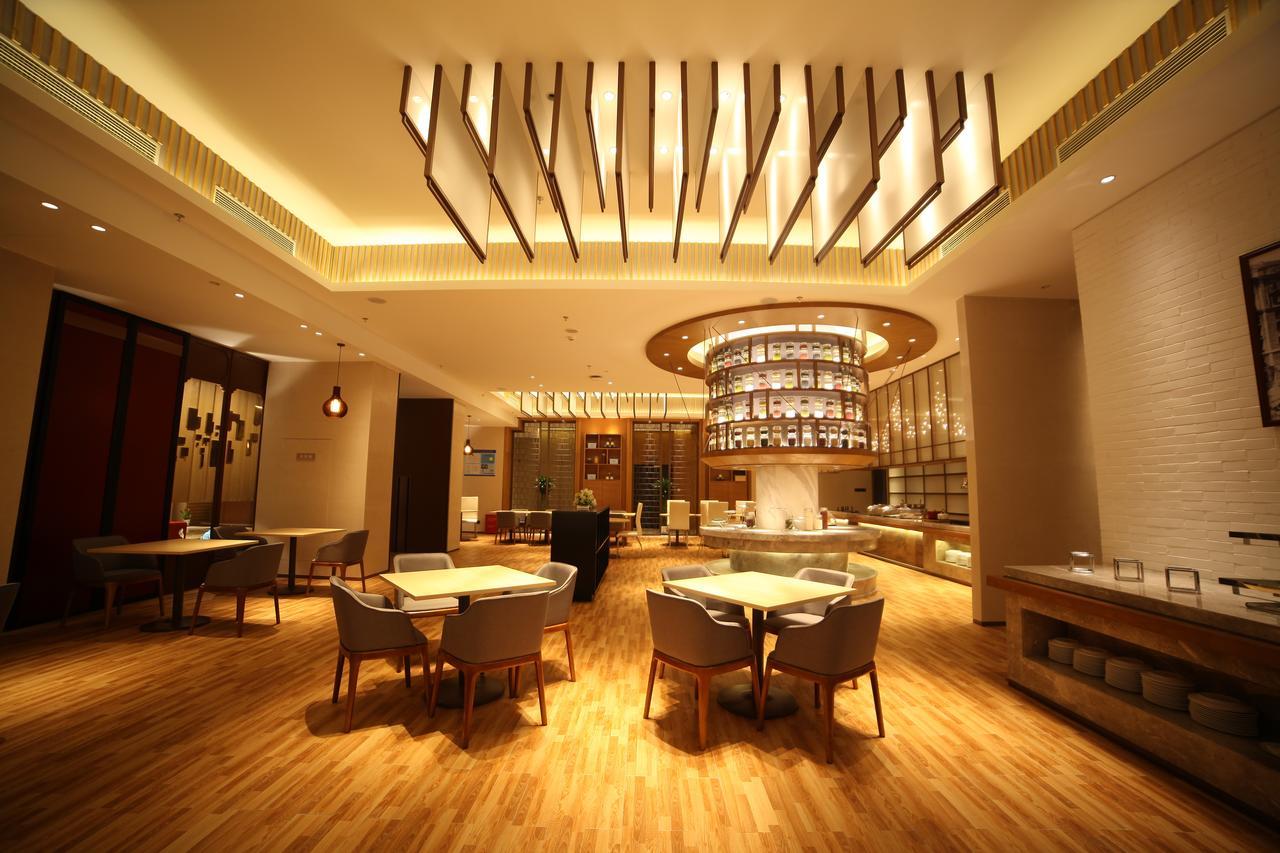 Metropolo Jinjiang Hotels Shanghai Hongqiao National Exhibition Center Exterior photo